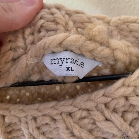 Myracle Handmade Sweater - Picture 3 of 3